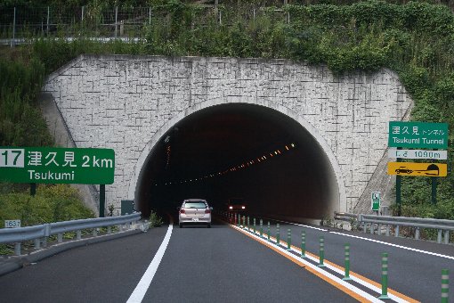 ���Ëv���g���l�������̓���