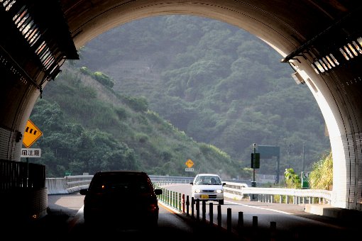 ���ڊԎR�g���l���������C���^�[��