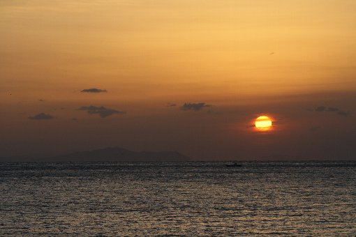 �Q���R���閾��