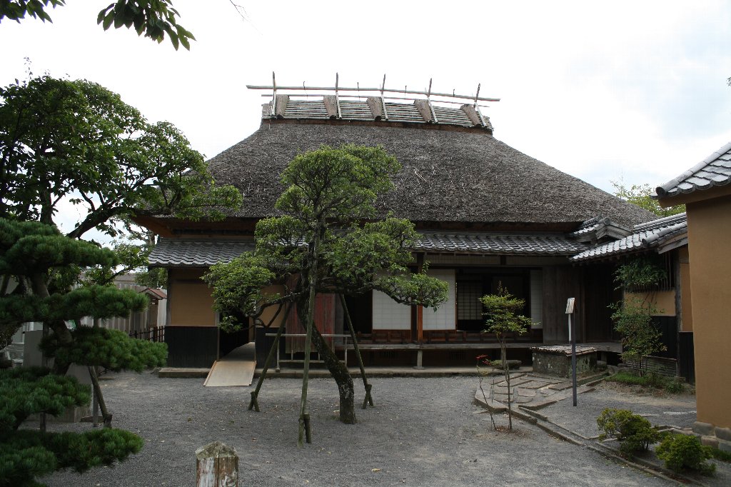 ����@�g���