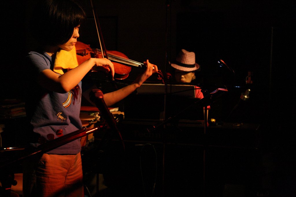 �����񁕉x�����