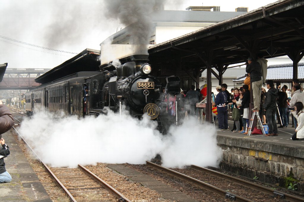 ������Ƌ����C���̃n�`���N