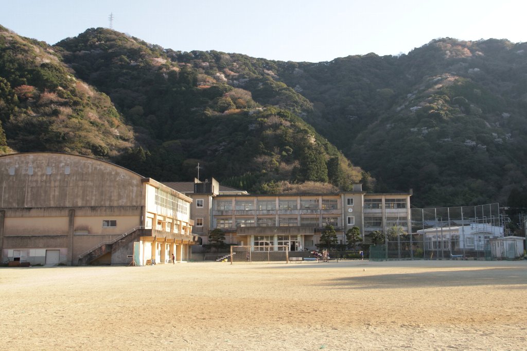 �Ëv���s����񒆊w�Z