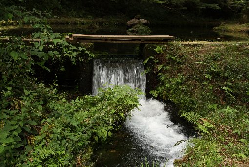 �R������