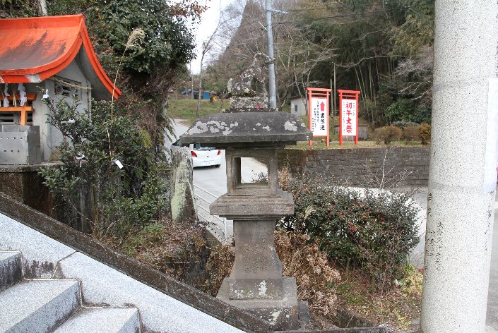 扇森稲荷神社登り口