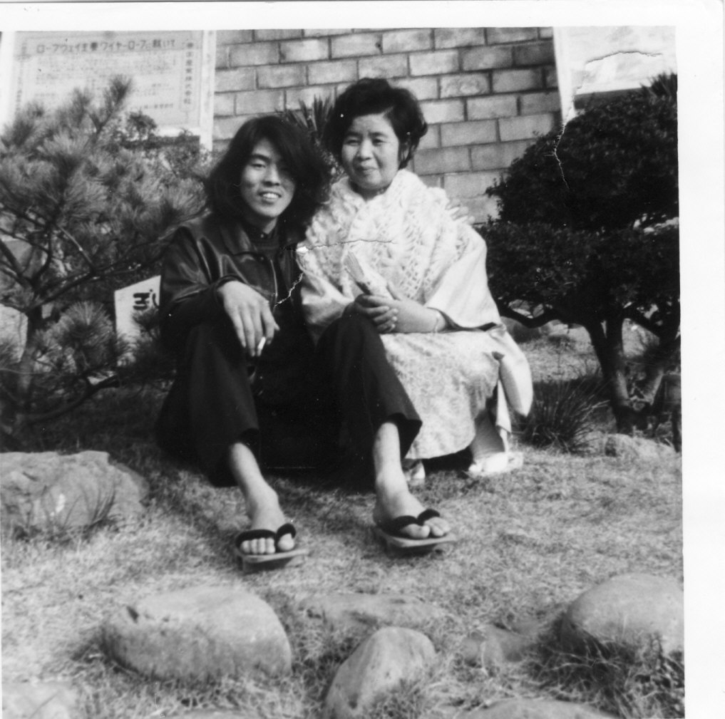 ���U�E���{��