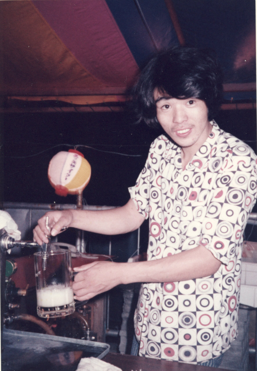 ����r���K�[�f���E�X��